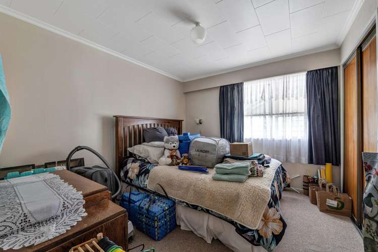 1 & 3 Surrey Street Hawera_26