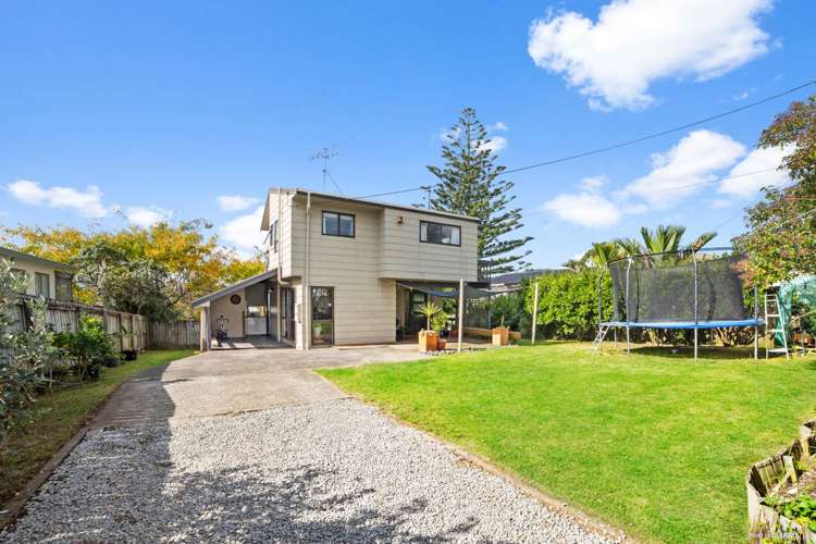 2/65 Lancaster Road Beach Haven_0