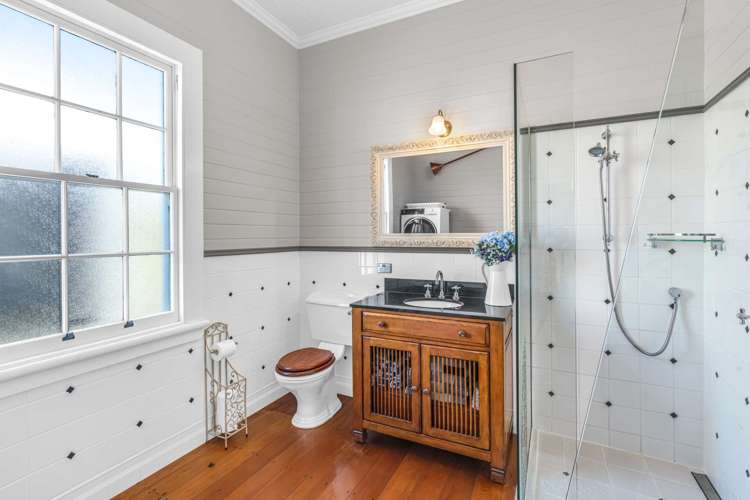 3 Signal Station Road Pouto_30