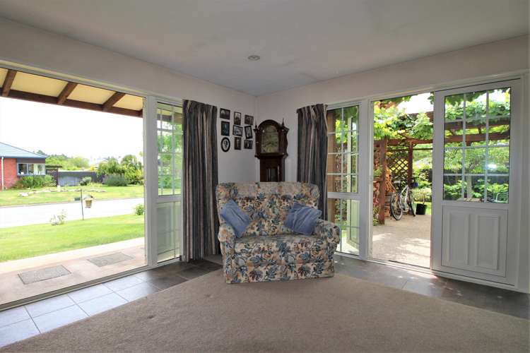 2 Fir Close Alexandra_8