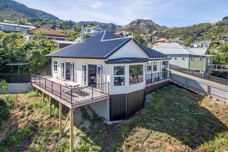 1 Cornwall Road Lyttelton_3