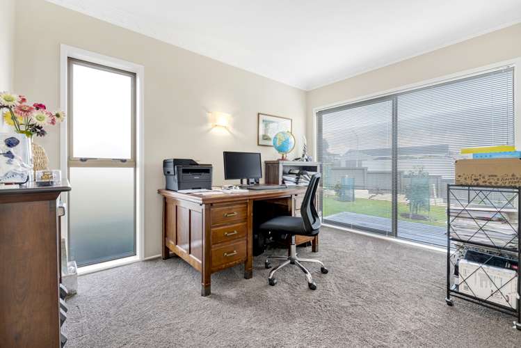 2 Hill Rise Sunnyhills_12