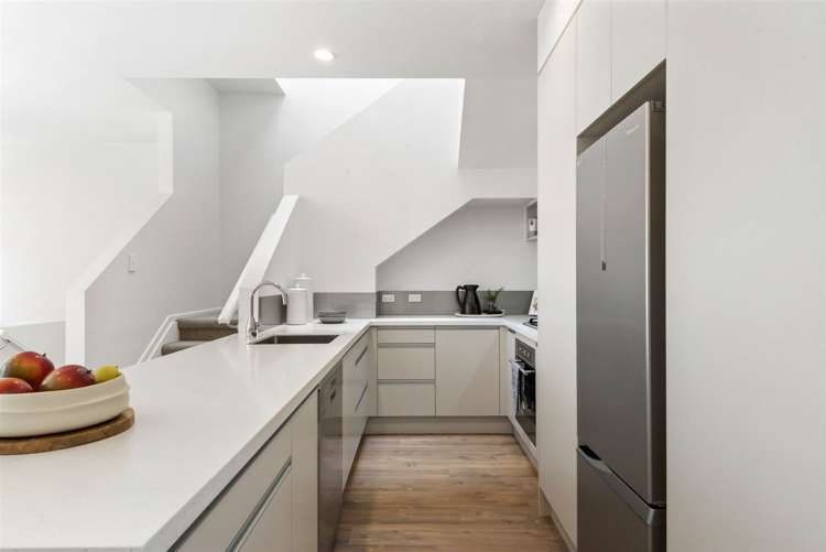 8/38 Bracken Avenue Takapuna_5