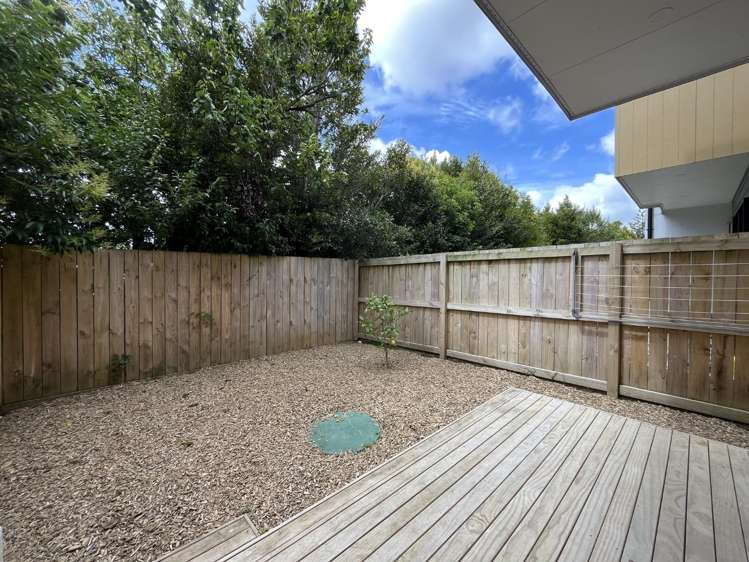 10/241 Don Buck Road 11410_24