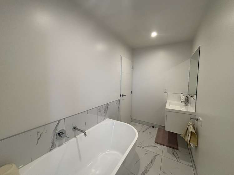3/8 Lyndon Street Riccarton_13