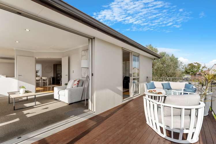 125 Alec Craig Way Gulf Harbour_14