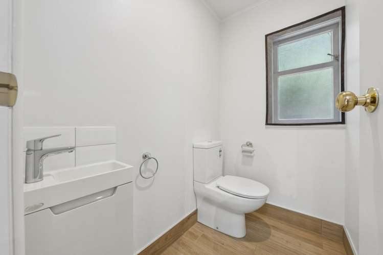 8 Arama Avenue Titirangi_19