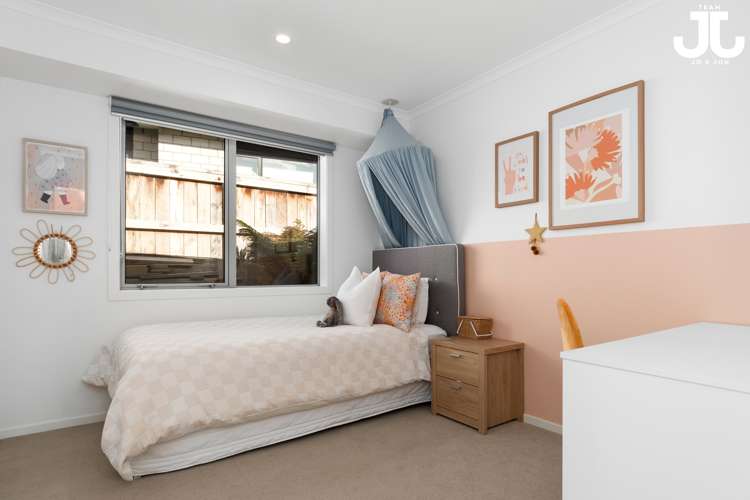 56 Whakaturou Crescent Pyes Pa_16