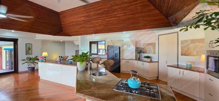 Address withheld Wailoaloa Beach_19