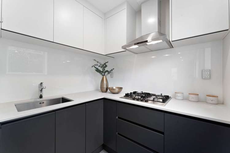 6C Seaview Road Milford_10