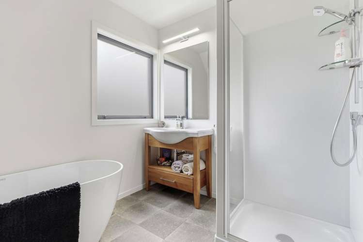 27 Garden Place Glenleith_16