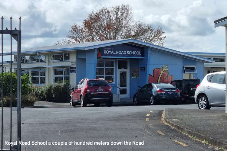 3/100 Royal Road Massey_22