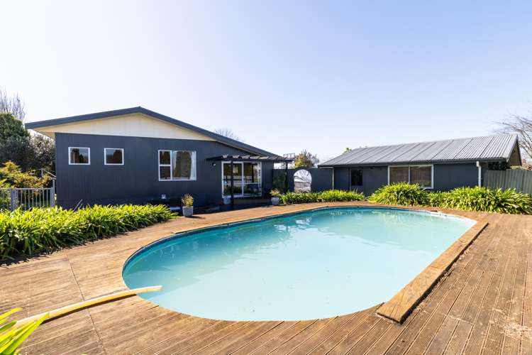 12A Tucker Lane Clive_16