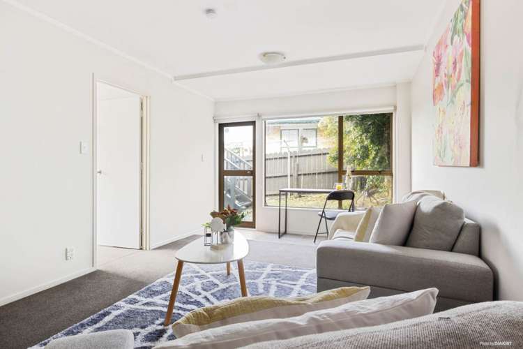 180 Edmonton Road Te Atatu South_14