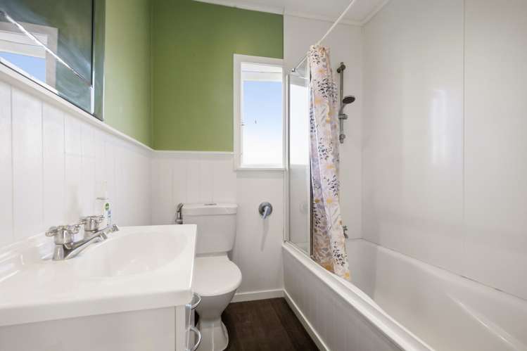 1/11 Koha Road Taupo_10