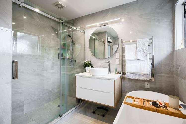 62 Peter Terrace Castor Bay_15