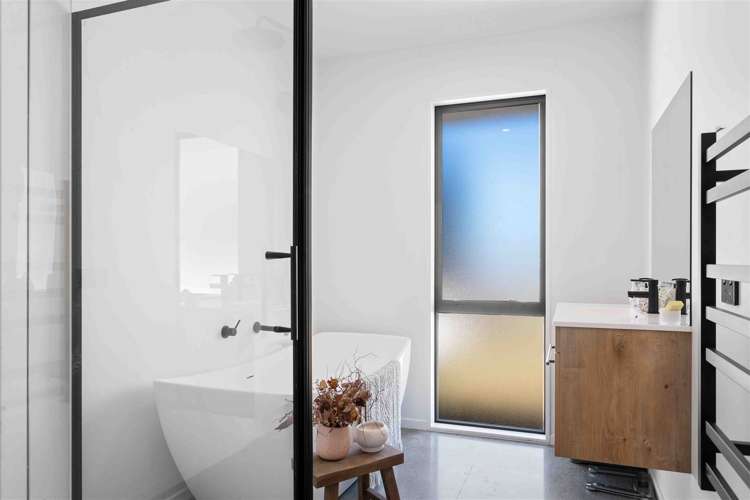 175 Douds Road Sefton_16