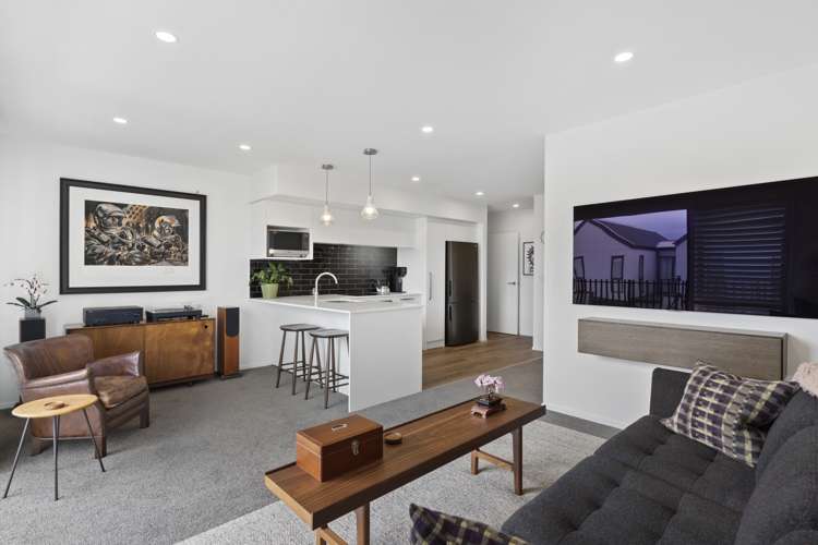 2/2 Unga Place Beachlands_10