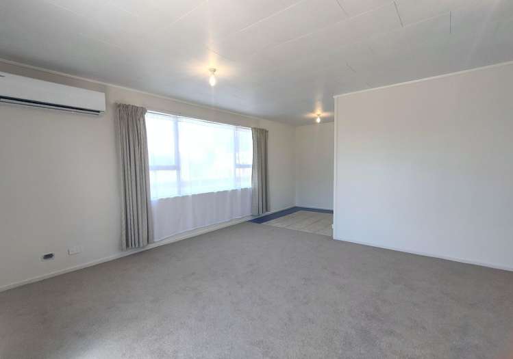 44 Peter Snell Road Ruakākā_8