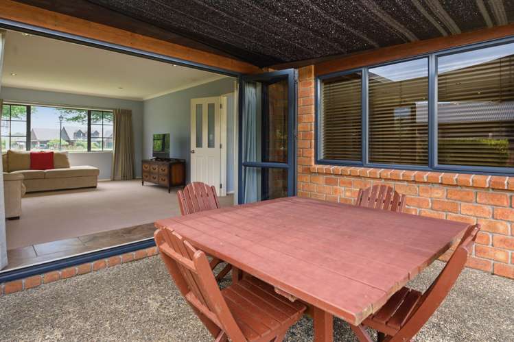 22 Holden Avenue Holdens Bay_7