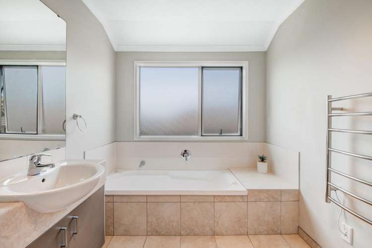 7 Kingtide Place Red Beach_15