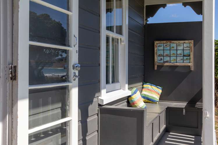 58 Jetty Road Castlepoint_16