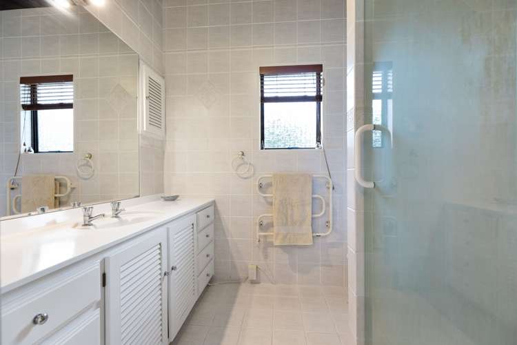 14 Takapu Street Matua_11