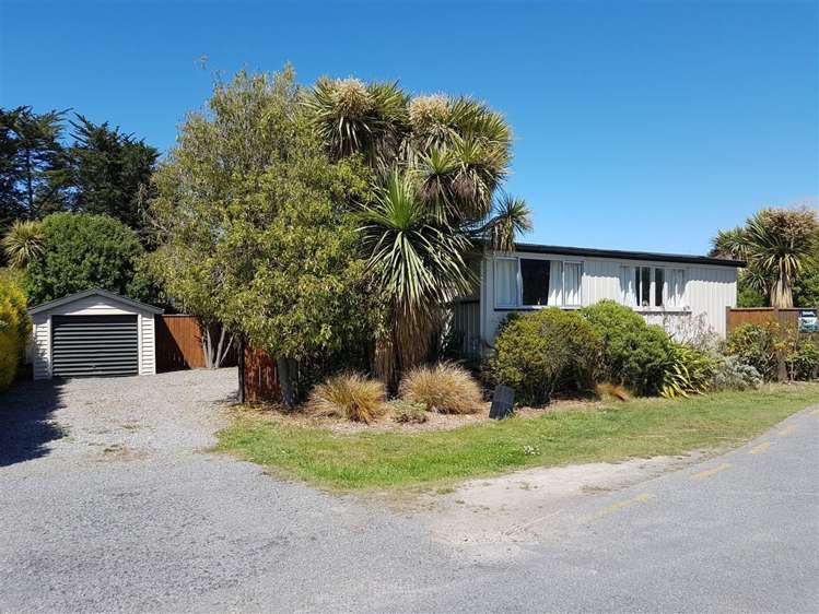29 Kiwi Avenue Waikuku Beach_16