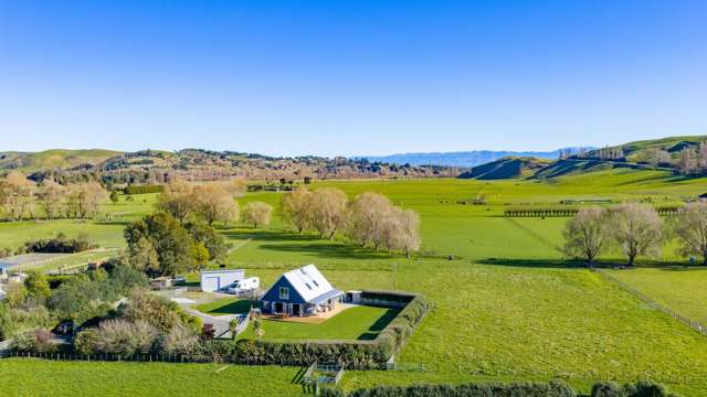 Well established lifestyle in premium location