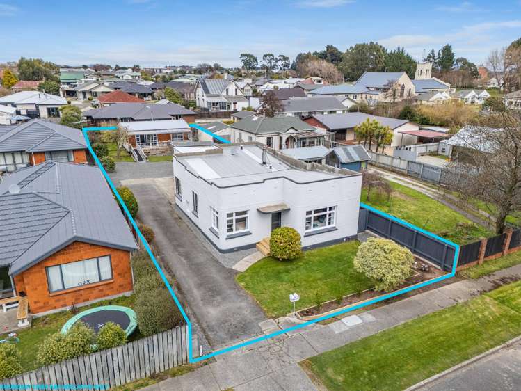 311 Crinan Street Georgetown_31