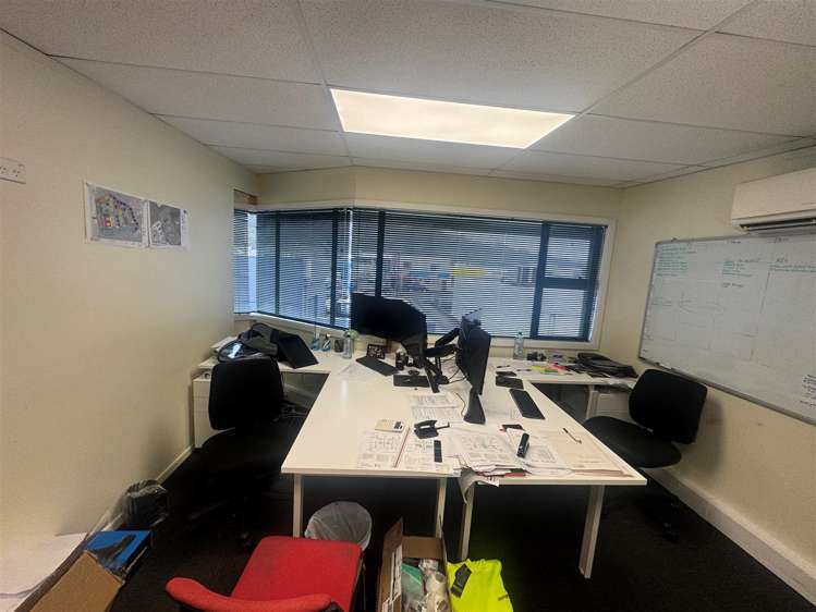 Unit 1, 22 Railway Avenue Alicetown_4