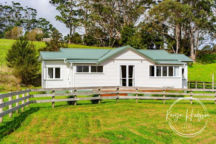 1571 Paparoa Oakleigh Road Paparoa_46