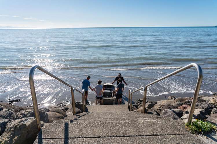 5/27 Beach Road Paekakariki_47