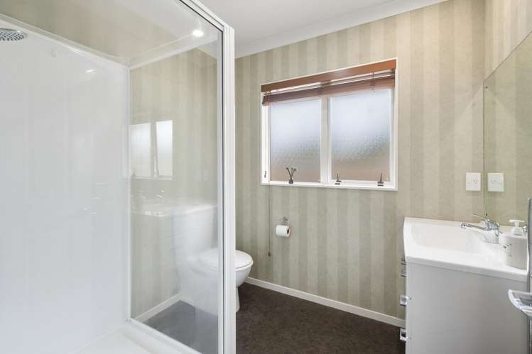 2 Craig Court Feilding_11