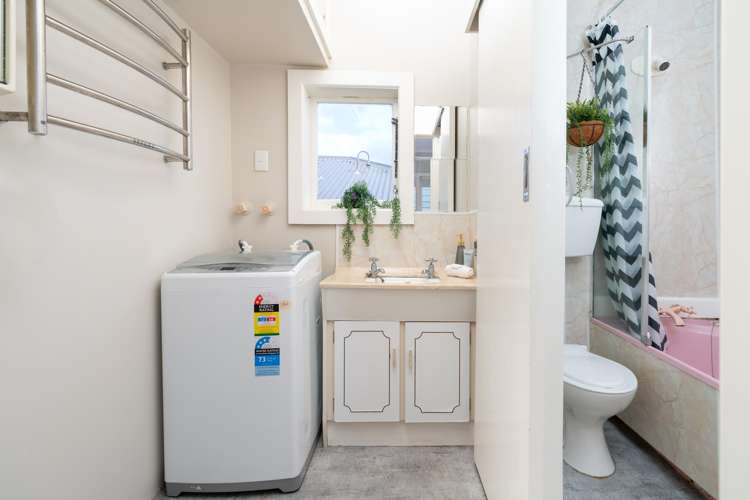 5 Dawson Street Berhampore_18