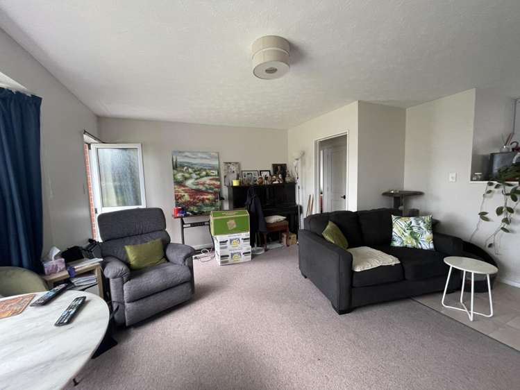 90 H Brown St 10551_3