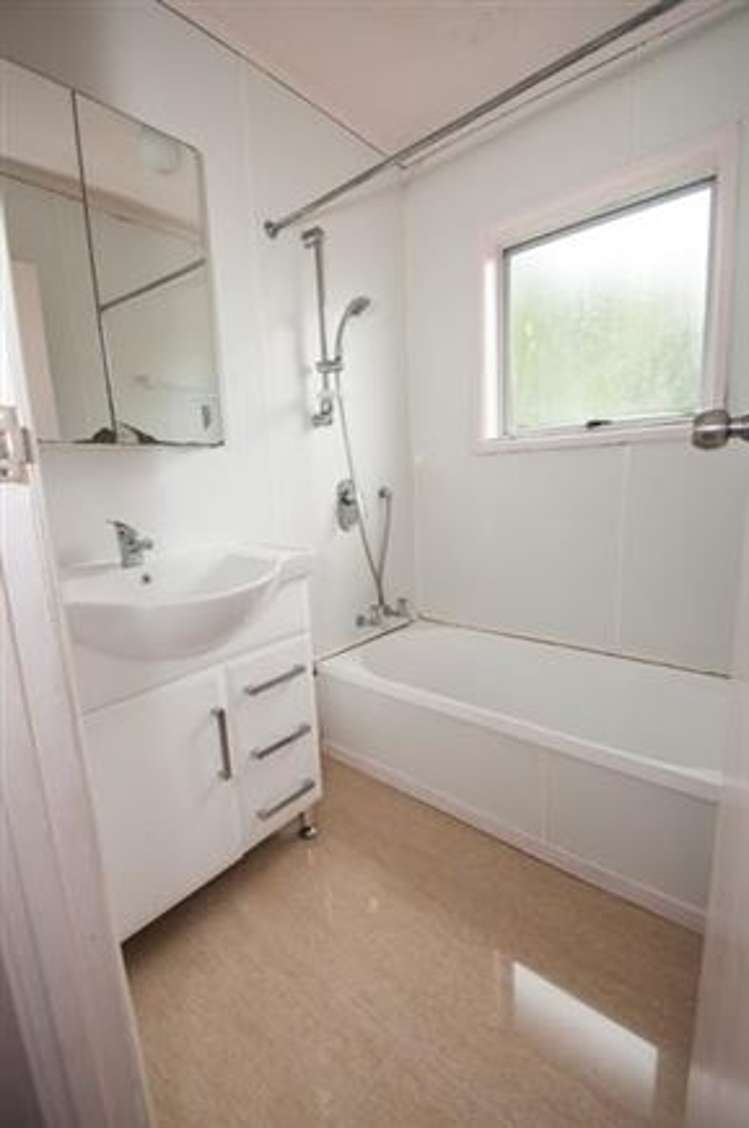 1/10 Westward Ho Glen Eden_16