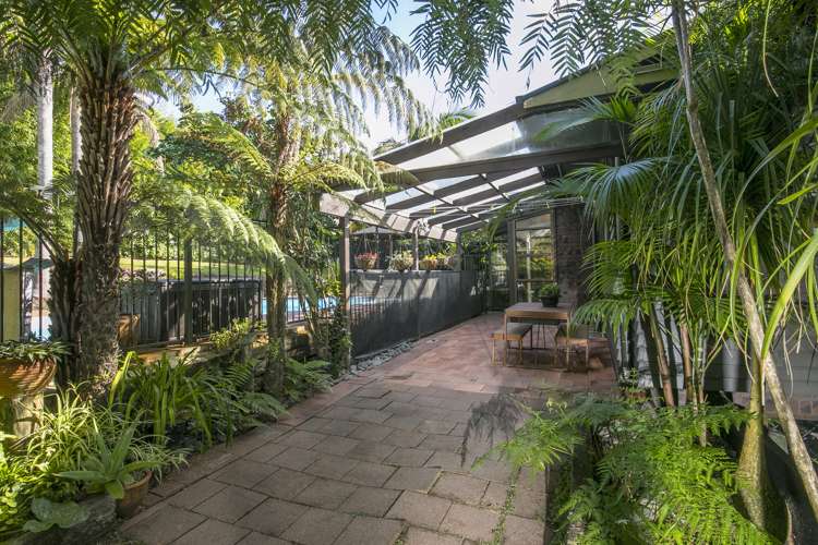 17 Deane Avenue Titirangi_8