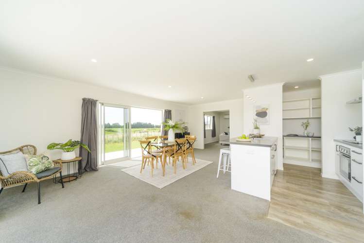 25 Highland View Drive Tokomaru_5