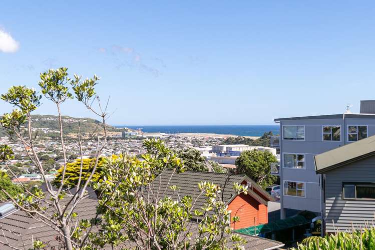 44 Akaroa Drive Maupuia_16