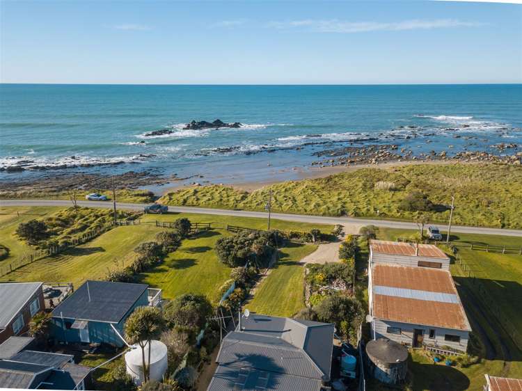 1107 Mataikona Road Mataikona_16