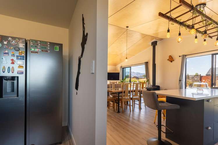 1 Tussock Crescent Twizel_16