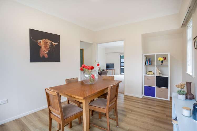 30 Tawa Terrace Tawa_5