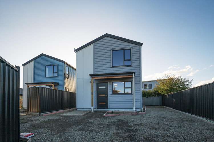 1204a Norfolk Crescent_0