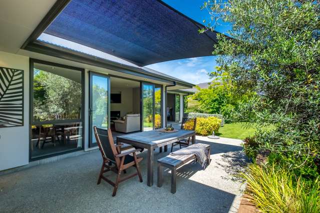 128 Kings Drive Wanaka_1