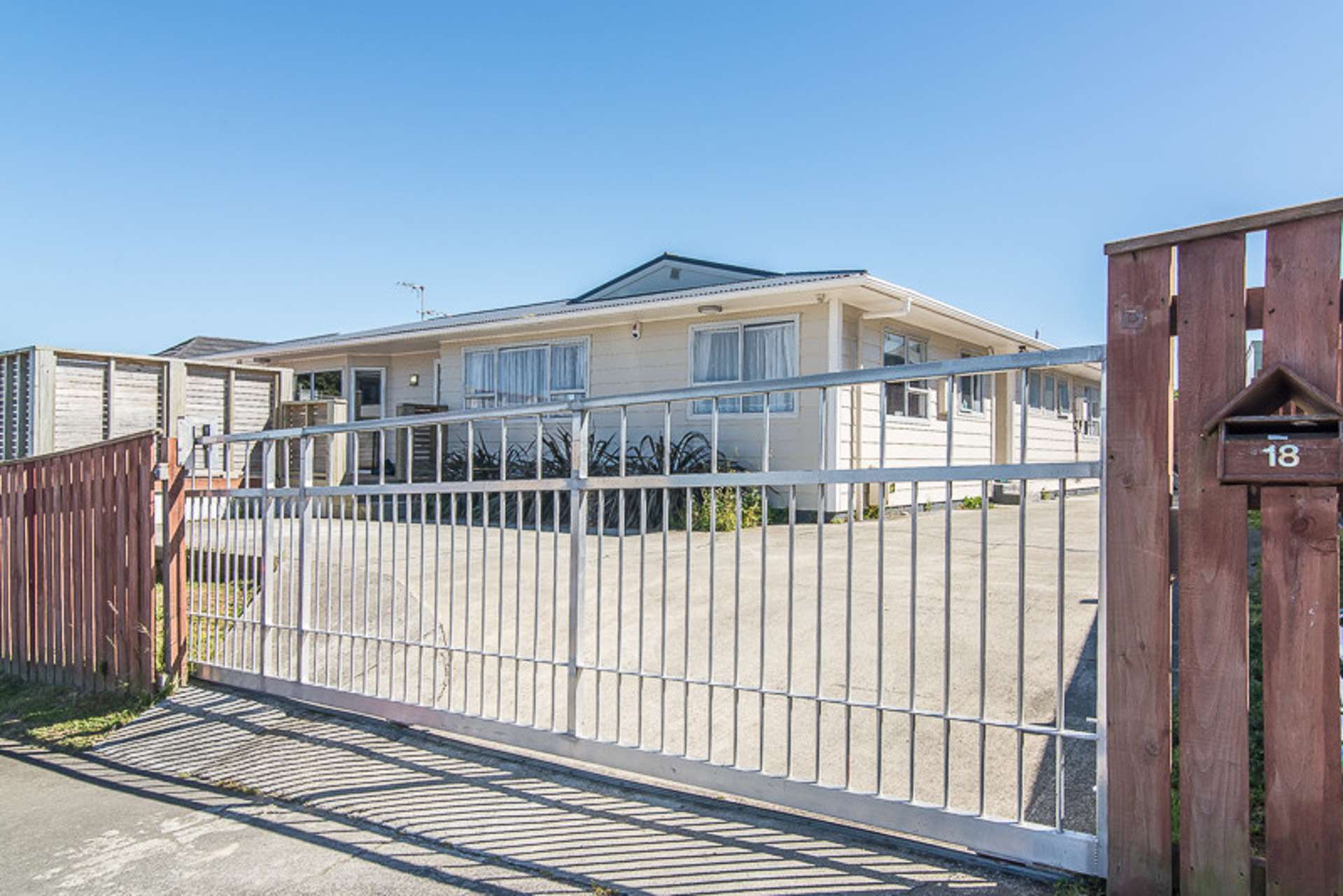 18 Morning View Titahi Bay_0