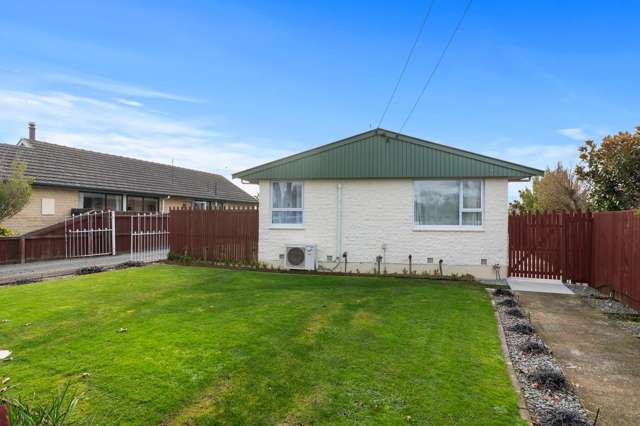 51 Farquhars Road Redwood_1