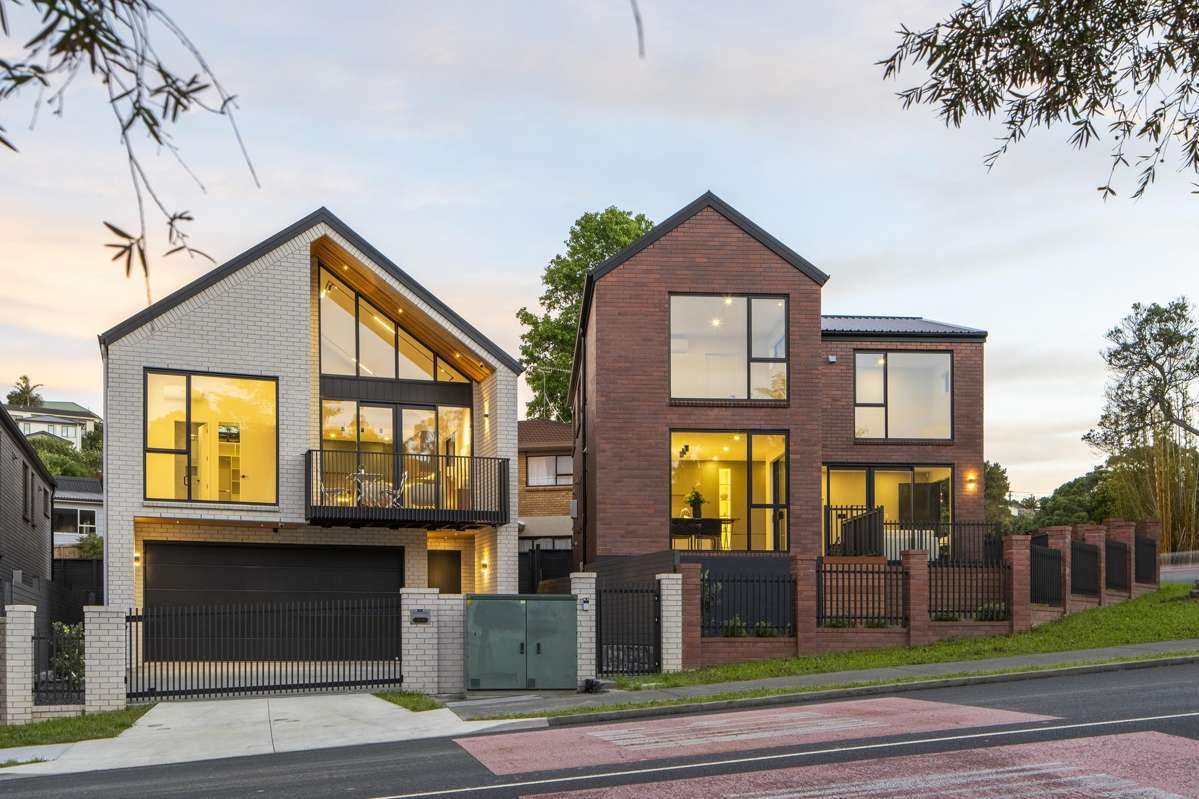 1 & 2/101 Oaktree Avenue_0