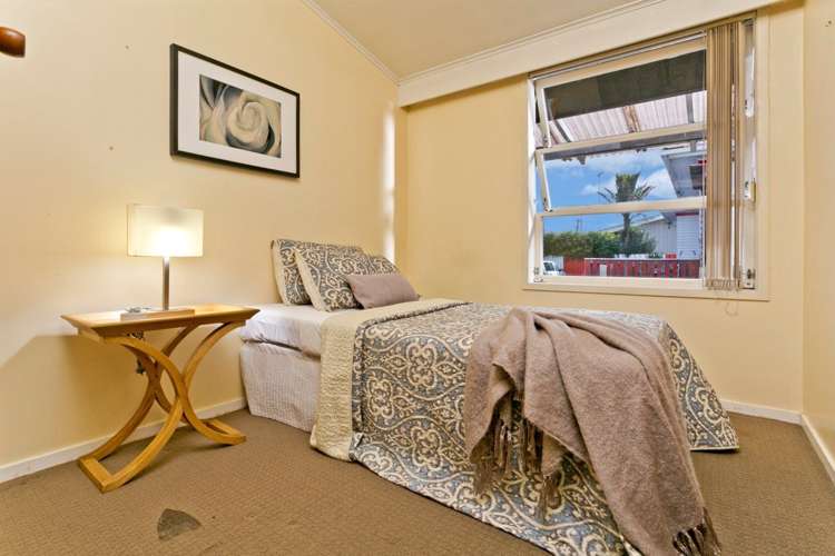 235 Lake Road Northcote_14