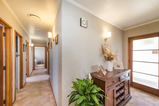 17 Tararua Terrace Cloverlea_2